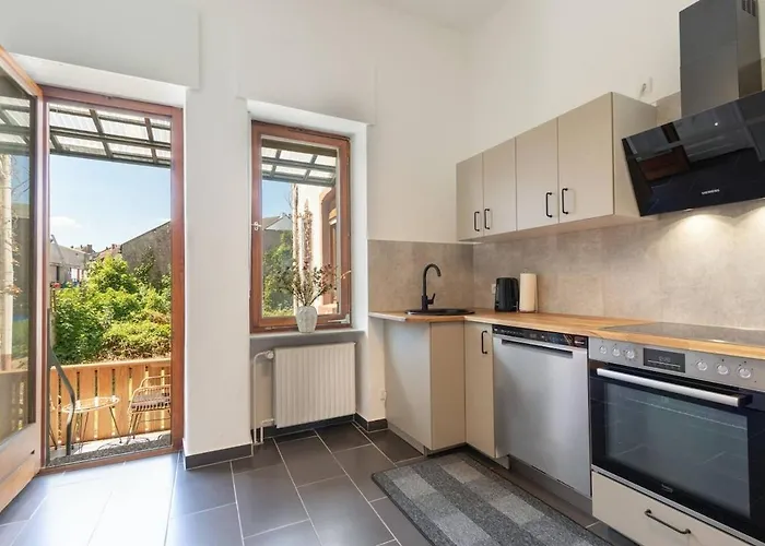 Apartmán Stylish Old With Terrace In *