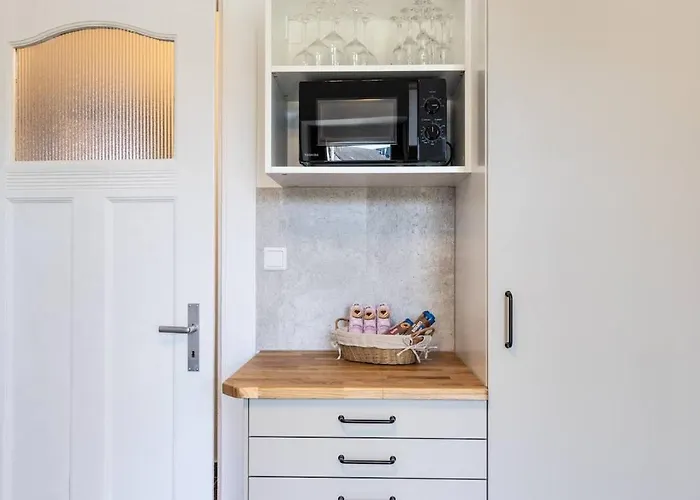 Stylish Old With Terrace In Apartmán