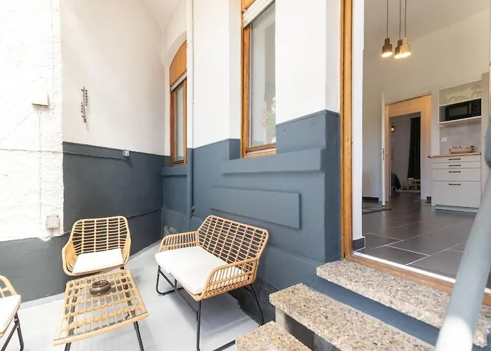 Apartmán Stylish Old With Terrace In *