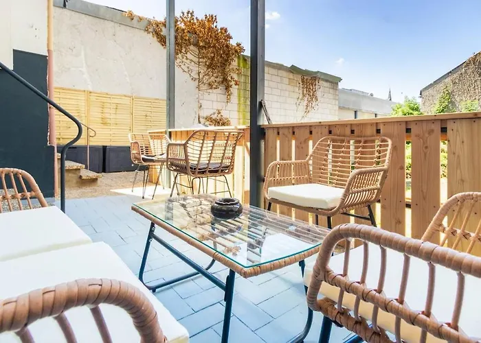 Apartmán Stylish Old With Terrace In